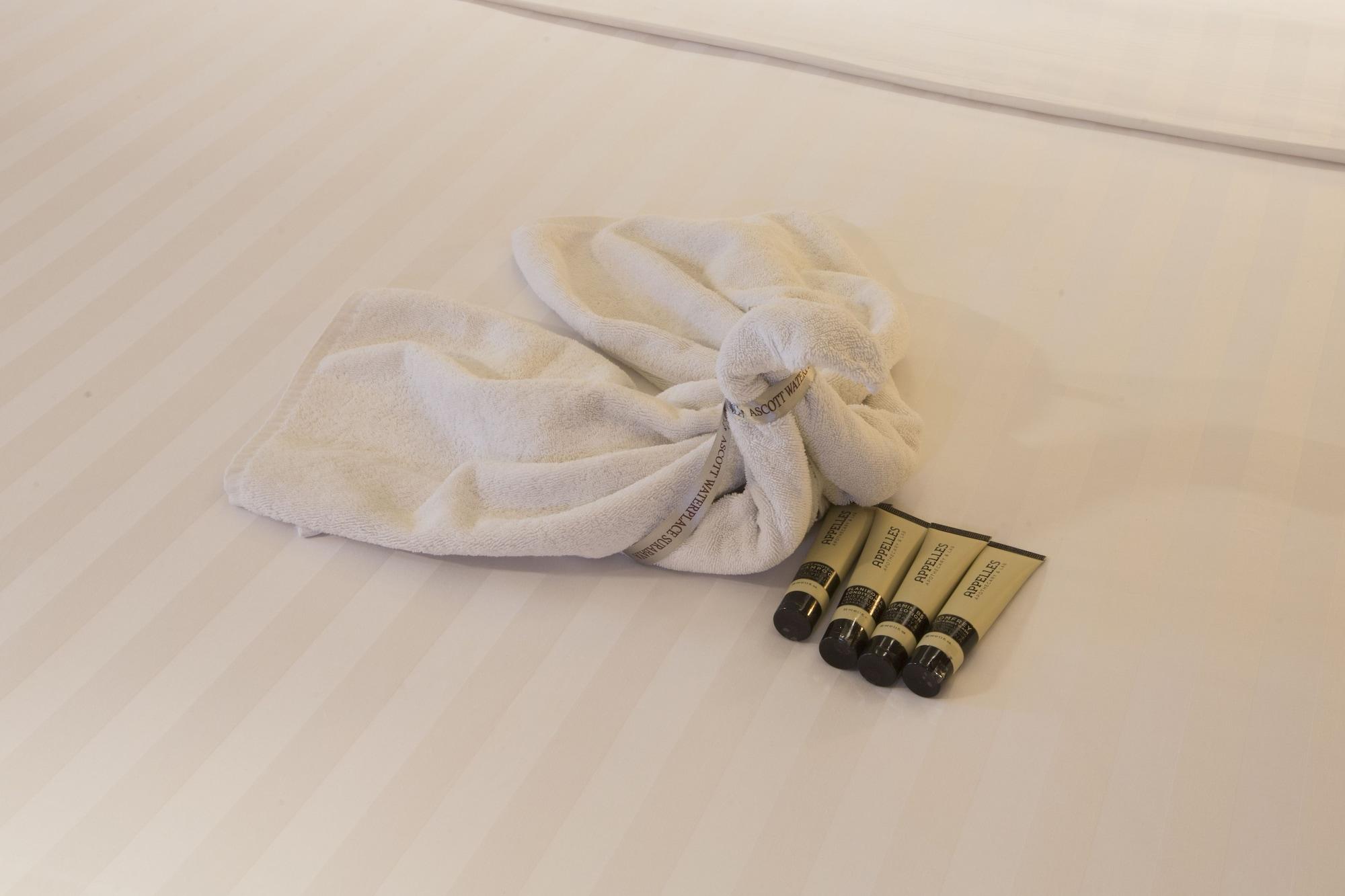 Ascott Waterplace Surabaia Exterior foto
