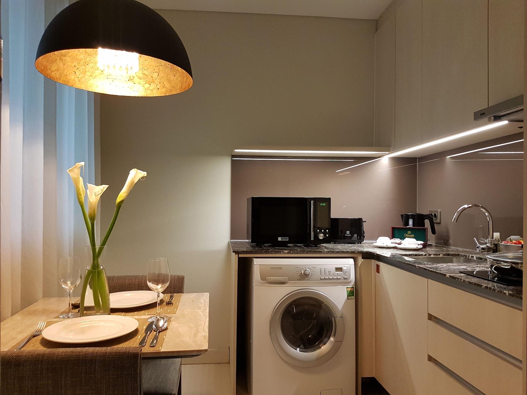 Ascott Waterplace Surabaia Exterior foto
