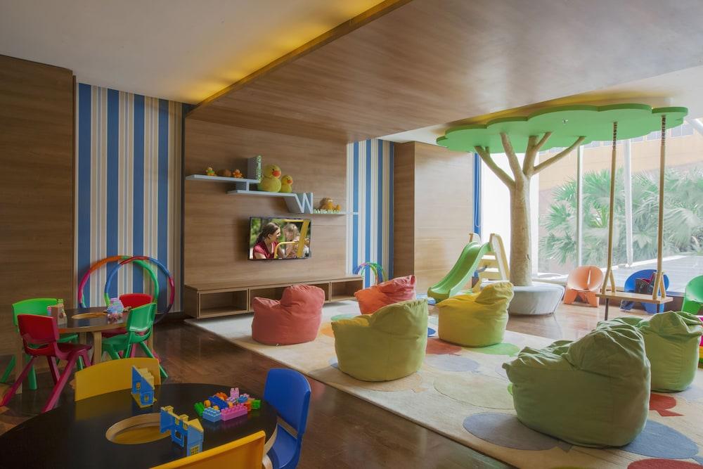 Ascott Waterplace Surabaia Exterior foto